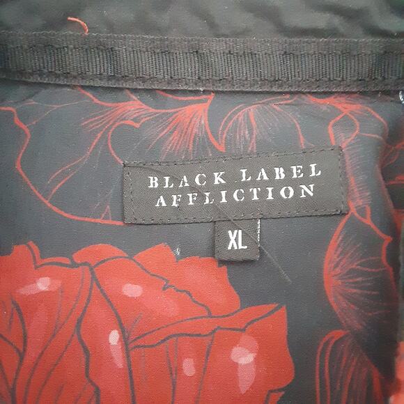 AFFLICTION BLACK LABEL Mens XL Embroidered Cross Rose Black Red Button Up Shirt - Picture 6 of 13